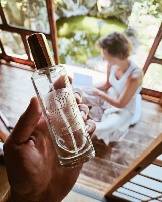 ✨ Bytový parfém HOTELOVÁ ✨ Novinka od HORIZONT — přineste do svého domova vůni luxusního hotelu. Elegantní, svěží, s...