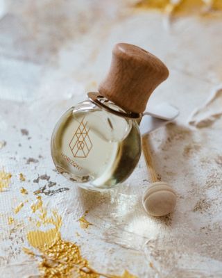 Novinka pro Vaše auto – difuzér VETERÁN ✨🚗 Proměňte interiér svého vozu v oázu příjemné vůně. Elegantní skleněná lahvička...