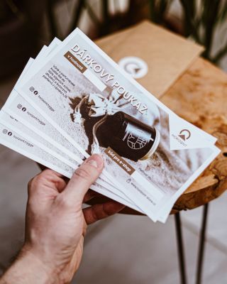 🎁 Hledáte dárek, který se vždy trefí? Dárkové poukazy HORIZONT jsou ideální volbou pro každého milovníka vůní a klidných...